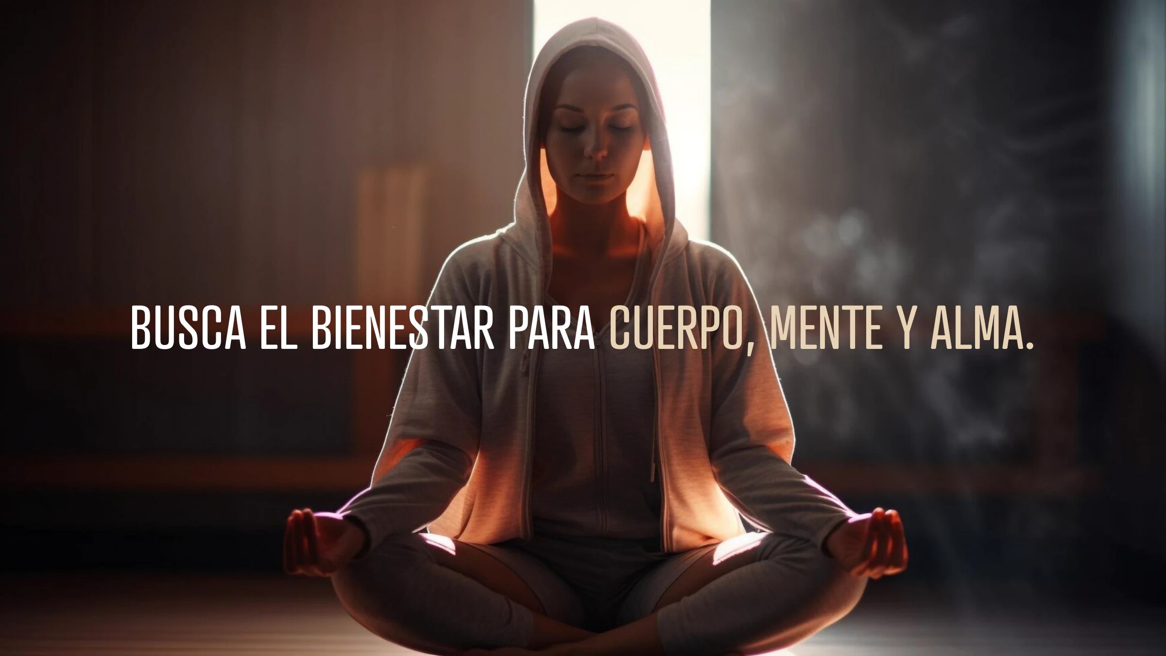 A woman in lotus pose — busca el bienestar para cuerpo, mente y alma